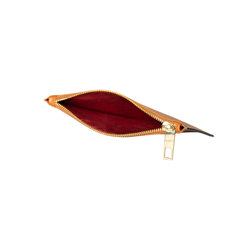 BUSTA PICCOLA PORTATUTTO IN PELLE COLOR MARRONE